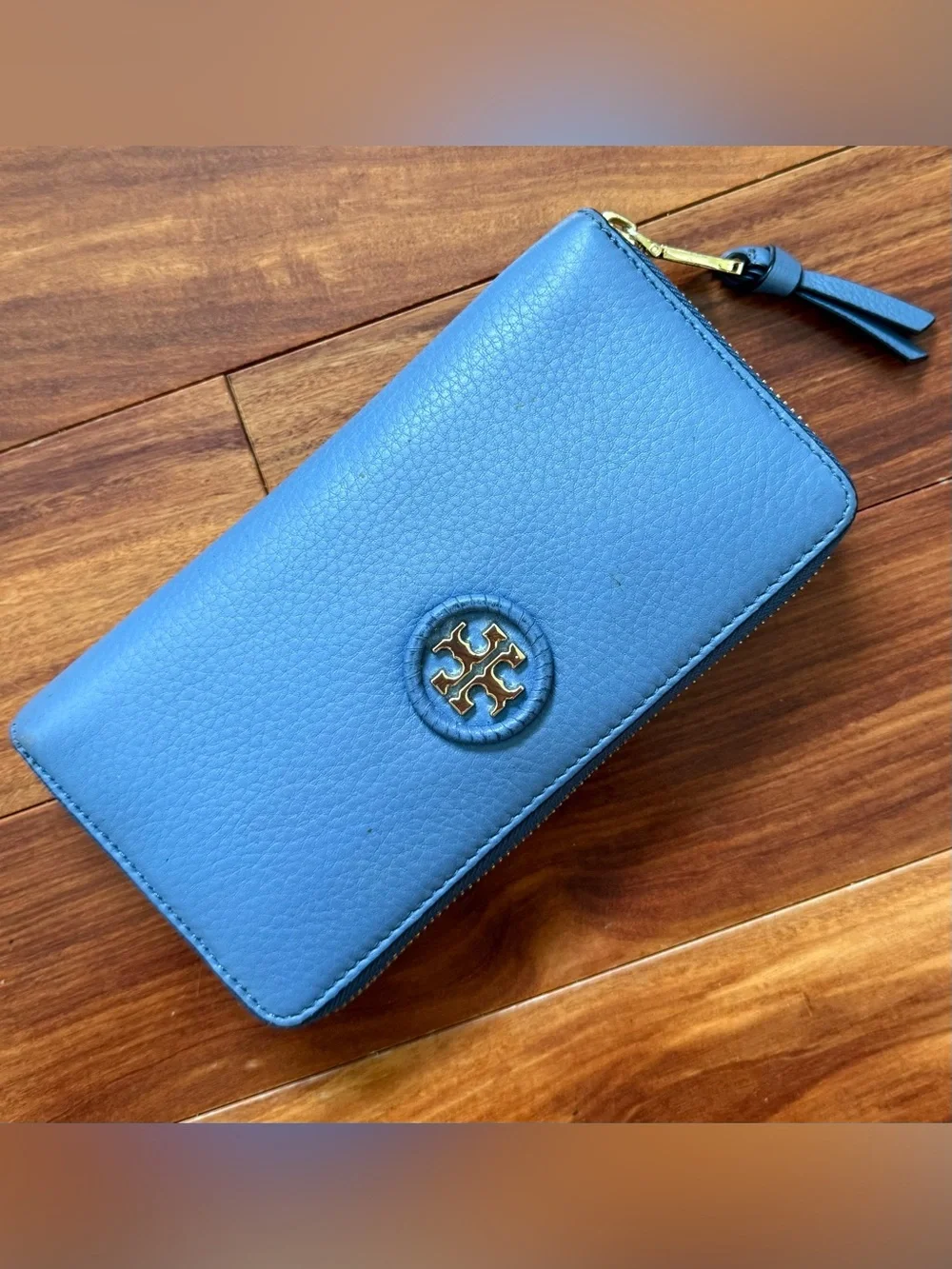 Tory Burch Pebbled Leather Zip Wallet with Gold Logo